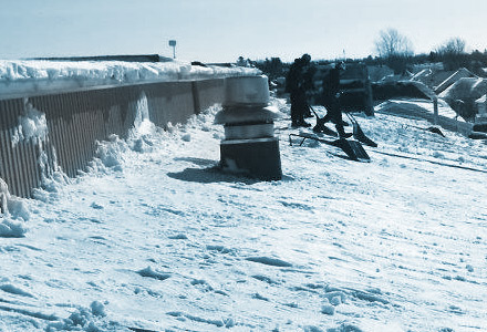 Service de déneigement de toiture commercial